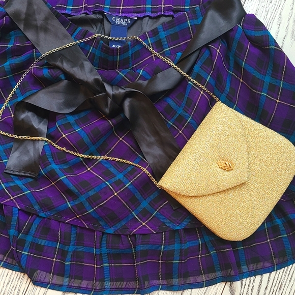 Bundle : festive floaty lined skirt with gold bag - Picture 2 of 10